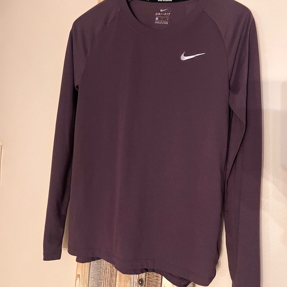 Nike Burgundy Long Sleeve Top with White Logo S - Picture 5 of 10